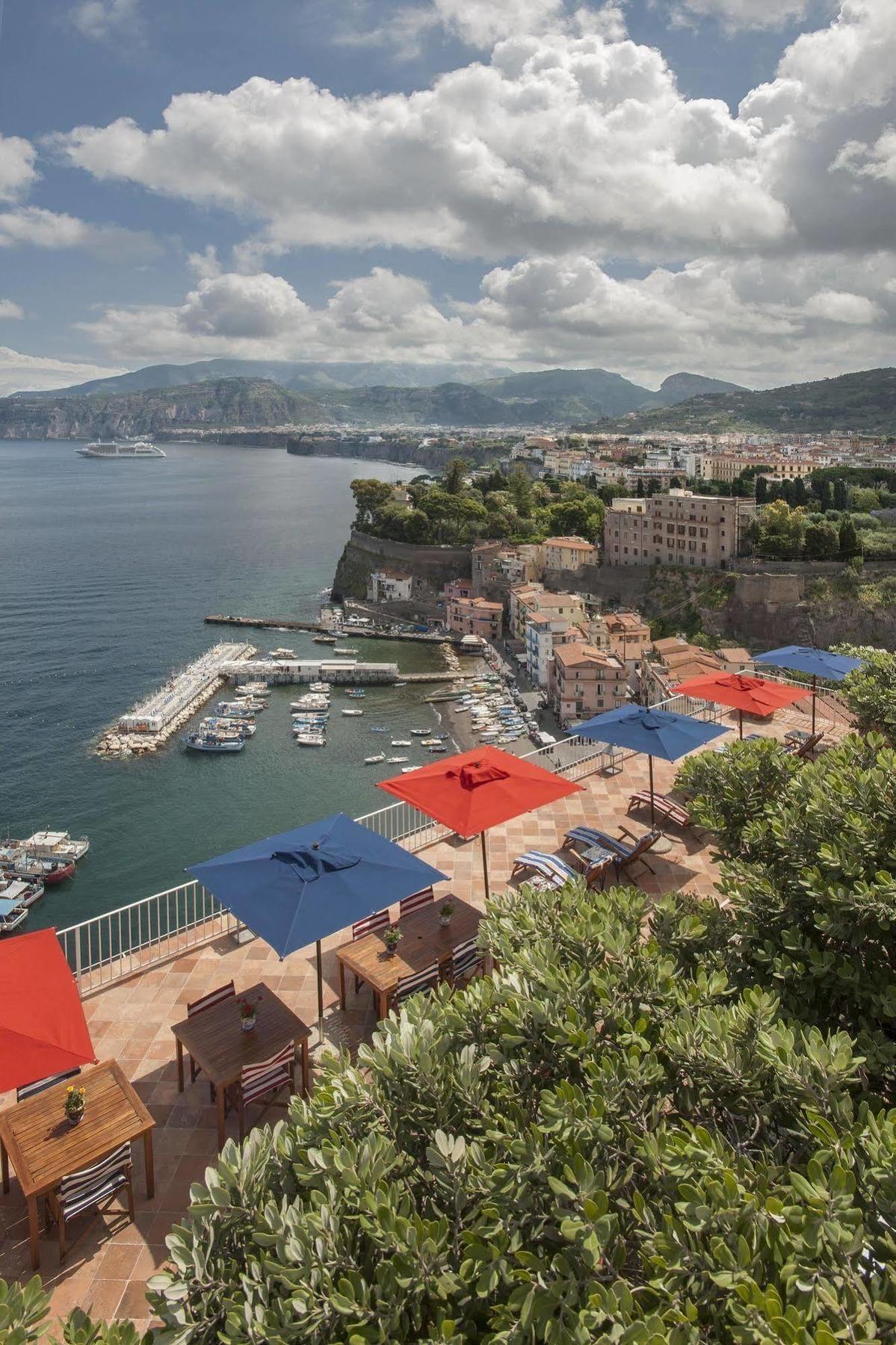 Maison La Minervetta Sorrento Bagian luar foto